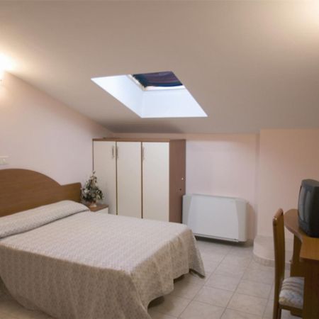 קמפומרינו Aloha Park Hotel מראה חיצוני תמונה