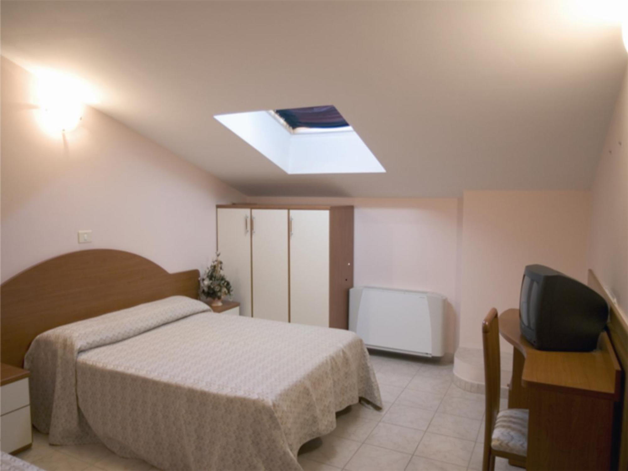 קמפומרינו Aloha Park Hotel מראה חיצוני תמונה