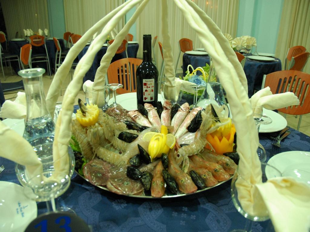 קמפומרינו Aloha Park Hotel מראה חיצוני תמונה