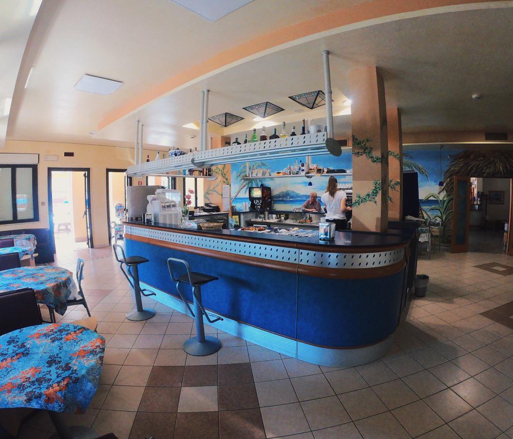 קמפומרינו Aloha Park Hotel מראה חיצוני תמונה