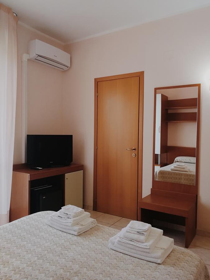 קמפומרינו Aloha Park Hotel מראה חיצוני תמונה