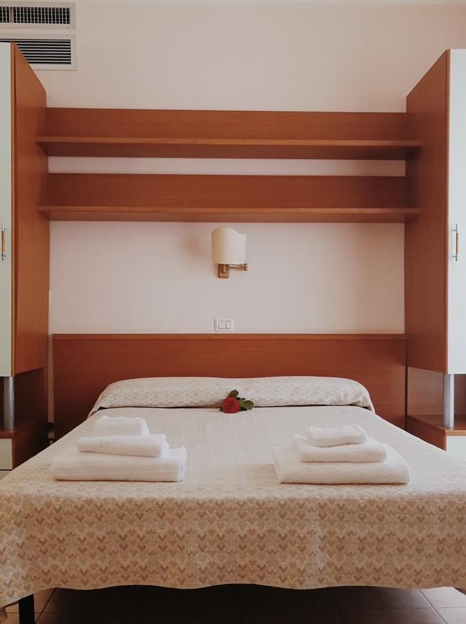 קמפומרינו Aloha Park Hotel מראה חיצוני תמונה